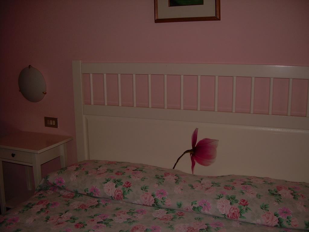 Ferienwohnung Casa Mary Brenzone sul Garda Zimmer foto