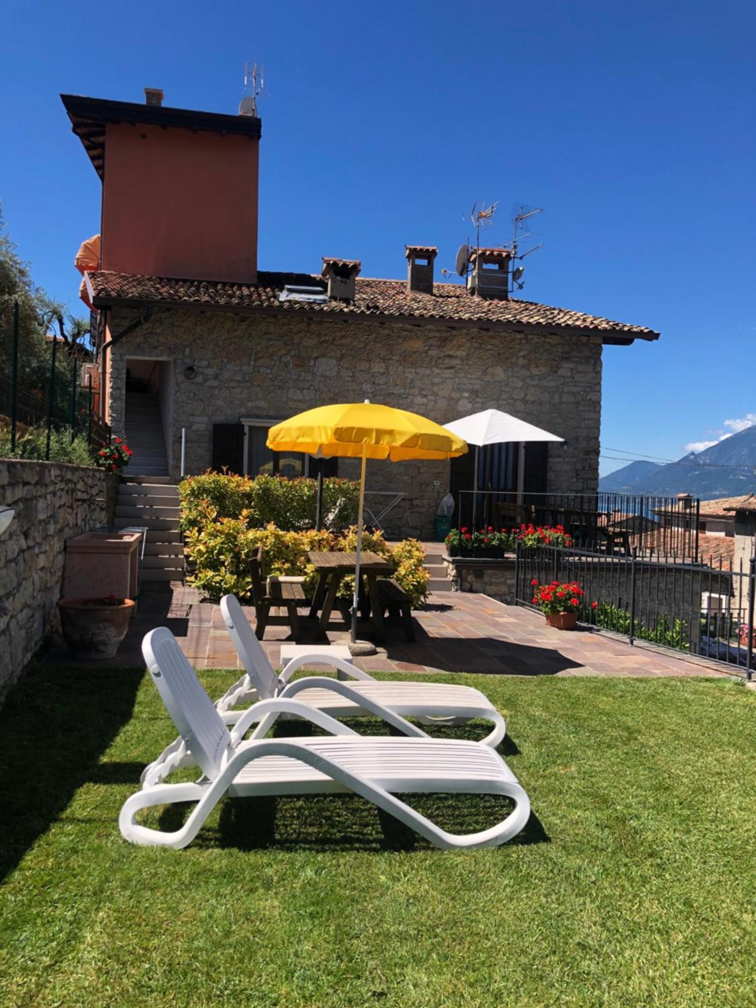 Ferienwohnung Casa Mary Brenzone sul Garda Exterior foto
